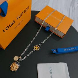 Picture of LV Necklace _SKULVnecklace06cly17612398